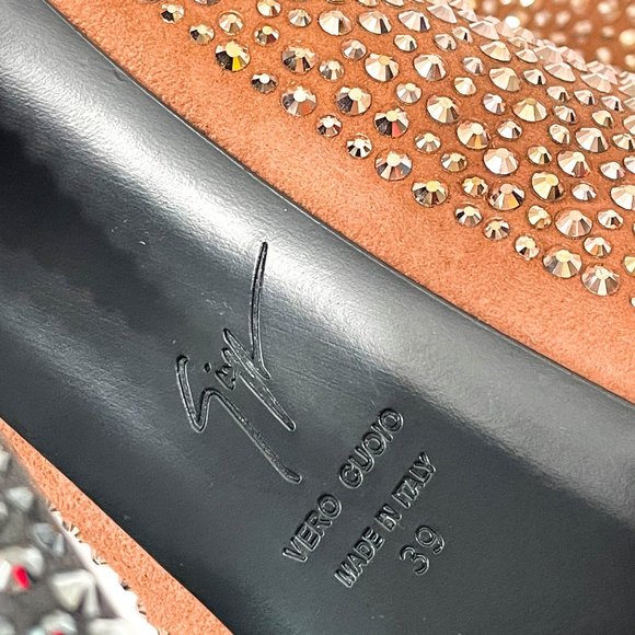 Giuseppe Zanotti Sharon Pumps- Size 39 - Picture 9 of 10